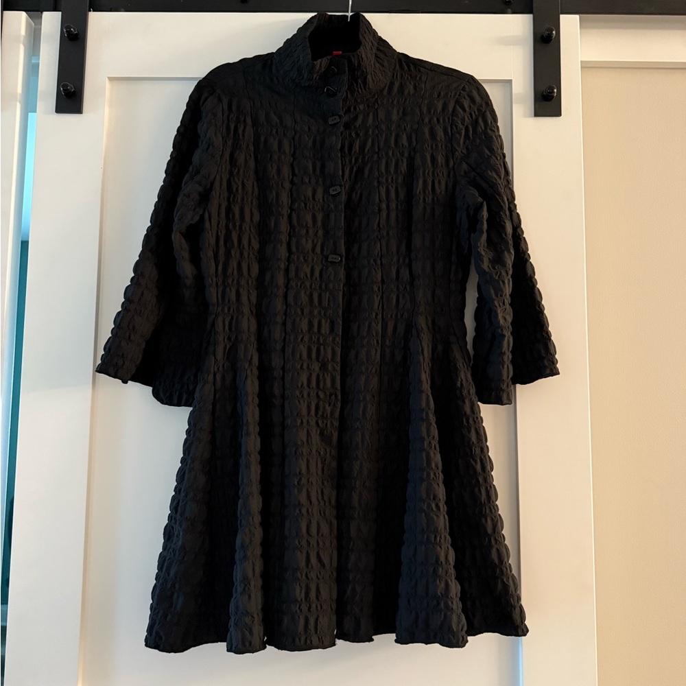 Elegant Crinkle Peplum Jacket